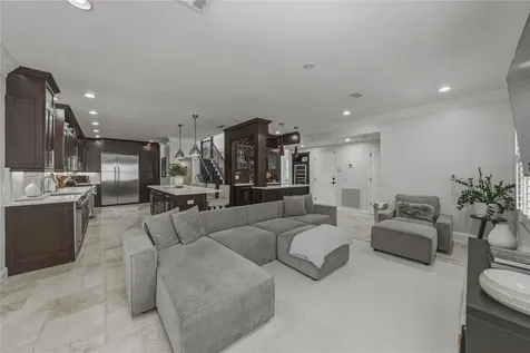 6117 S Russell Street Tampa FL 33611