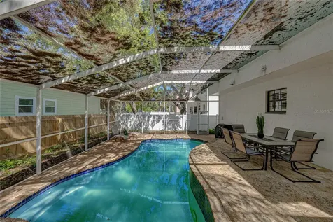 6117 S Russell Street Tampa FL 33611