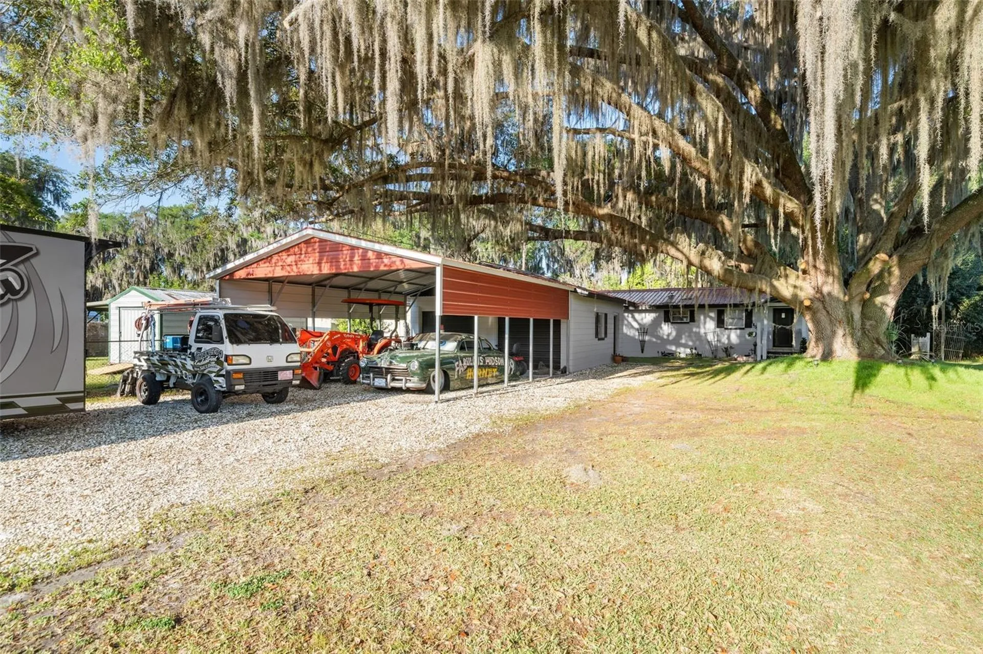 15026 SE Us Highway 301 Hawthorne FL 32640