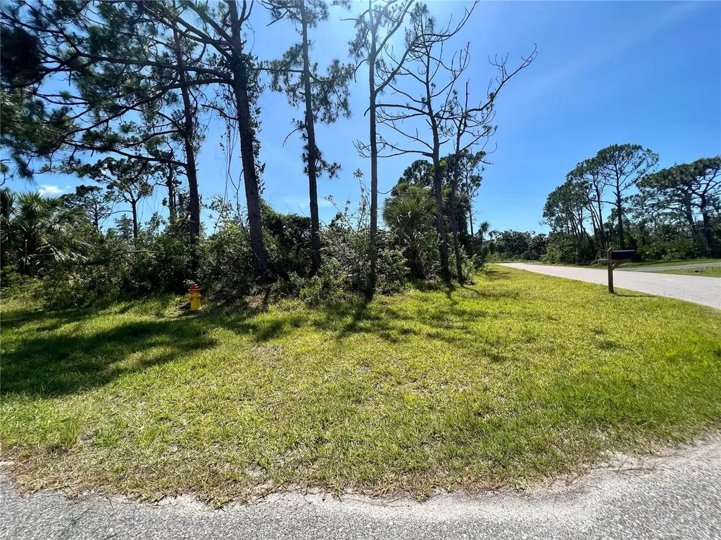 12051 Warden Avenue Port Charlotte FL 33981