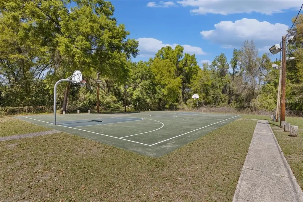 606 Wilson Street Wildwood FL 34785