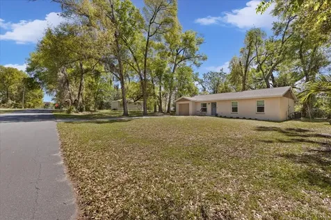 606 Wilson Street Wildwood FL 34785