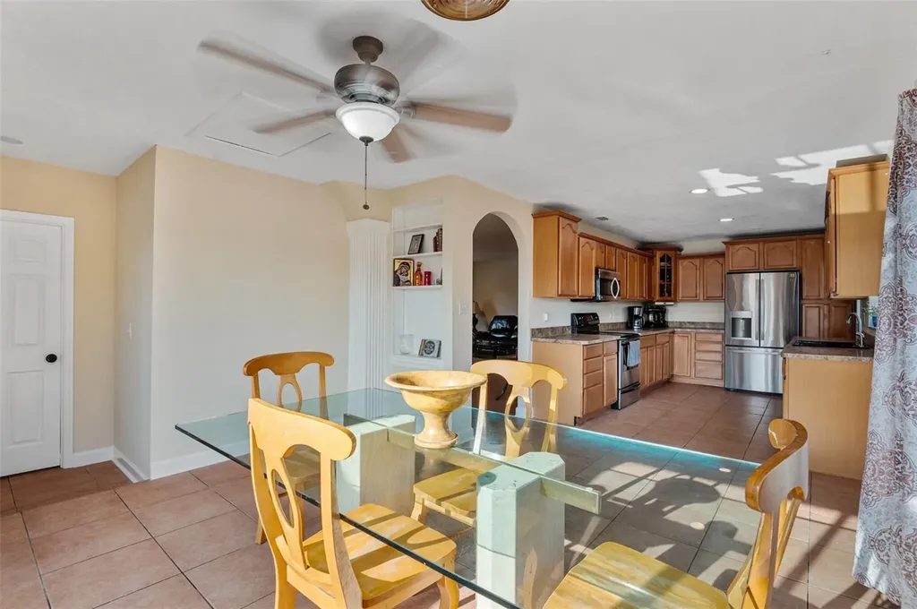 1106 Connecticut Road Tarpon Springs FL 34689