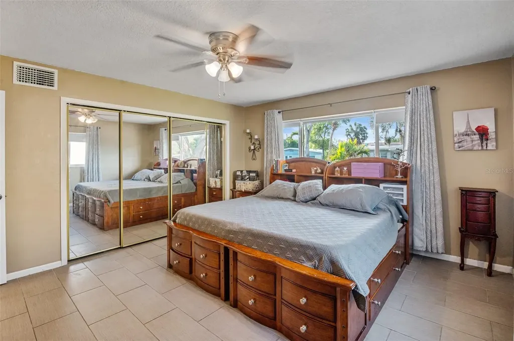 1106 Connecticut Road Tarpon Springs FL 34689