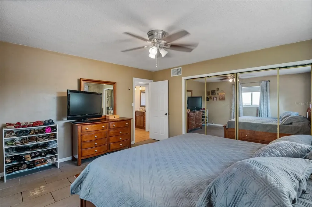 1106 Connecticut Road Tarpon Springs FL 34689
