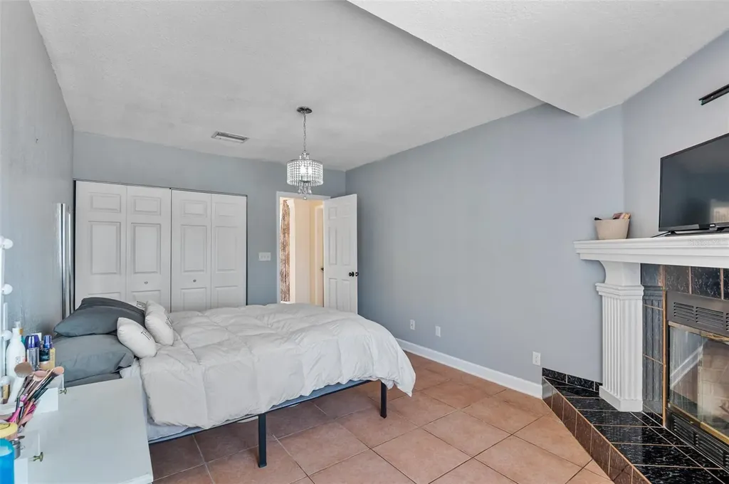 1106 Connecticut Road Tarpon Springs FL 34689