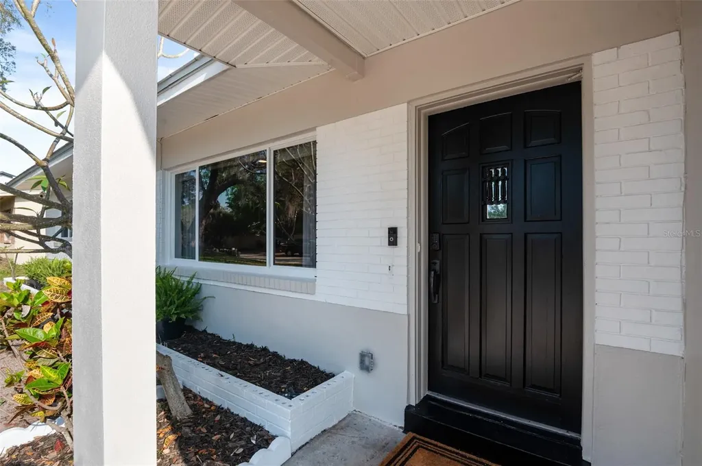 1106 Connecticut Road Tarpon Springs FL 34689