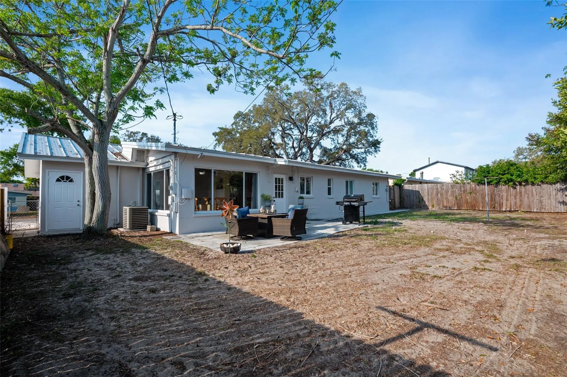 1106 Connecticut Road Tarpon Springs FL 34689