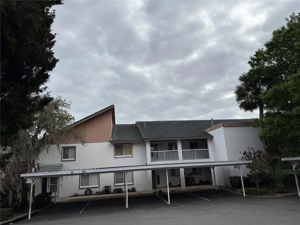 607 Country Lane NE Winter Haven FL 33881