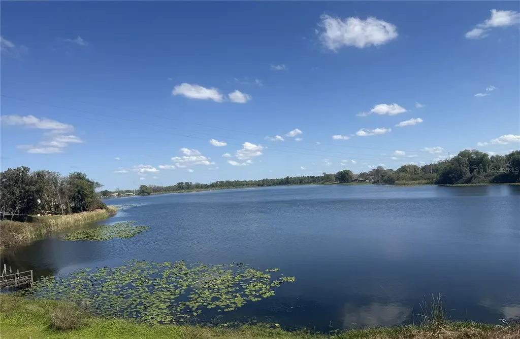 607 Country Lane NE Winter Haven FL 33881