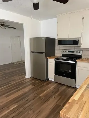 4083 30th Avenue N St Petersburg FL 33713