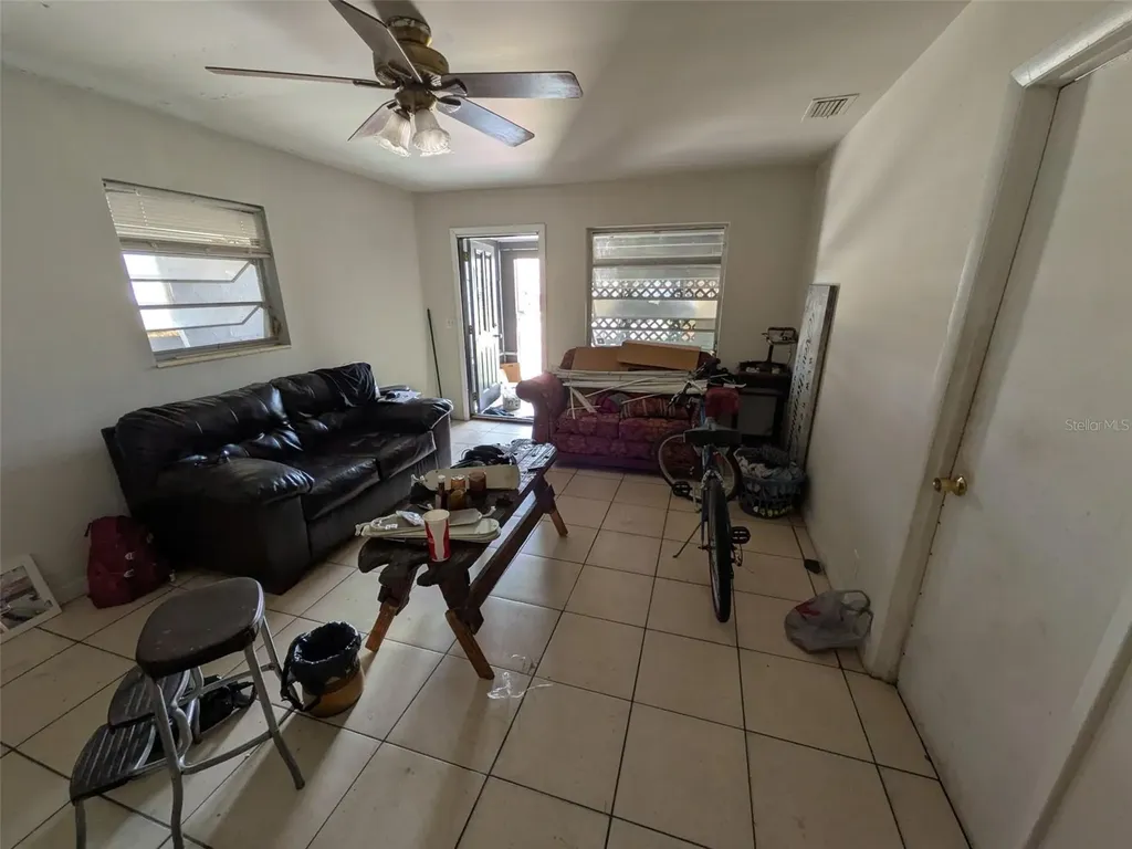 14 S Glenwood Avenue Avon Park FL 33825