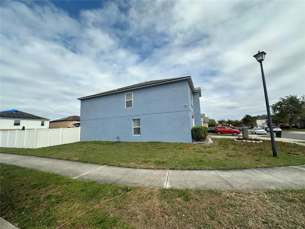 102 Wheatfield Circle Sanford FL 32771