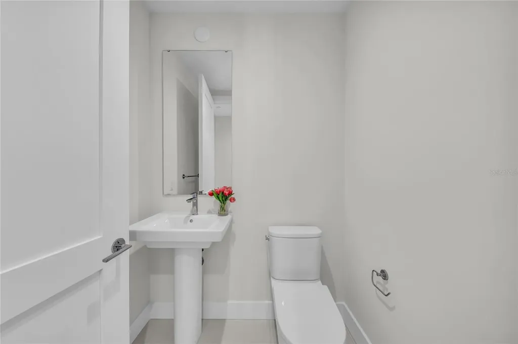 275 1st Avenue S St Petersburg FL 33701