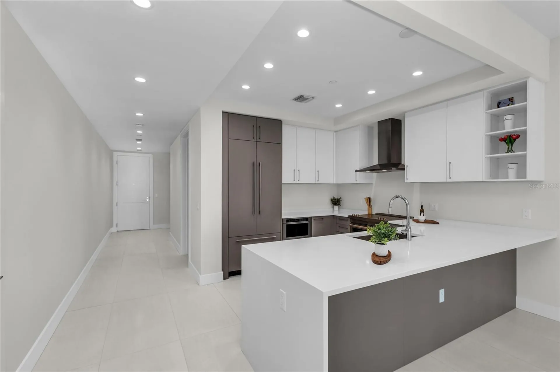 275 1st Avenue S St Petersburg FL 33701