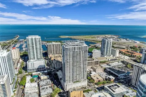 275 1st Avenue S St Petersburg FL 33701