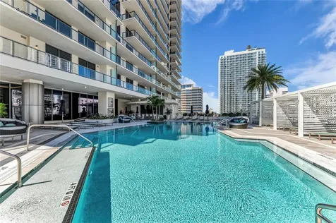 275 1st Avenue S St Petersburg FL 33701