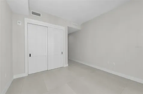 275 1st Avenue S St Petersburg FL 33701