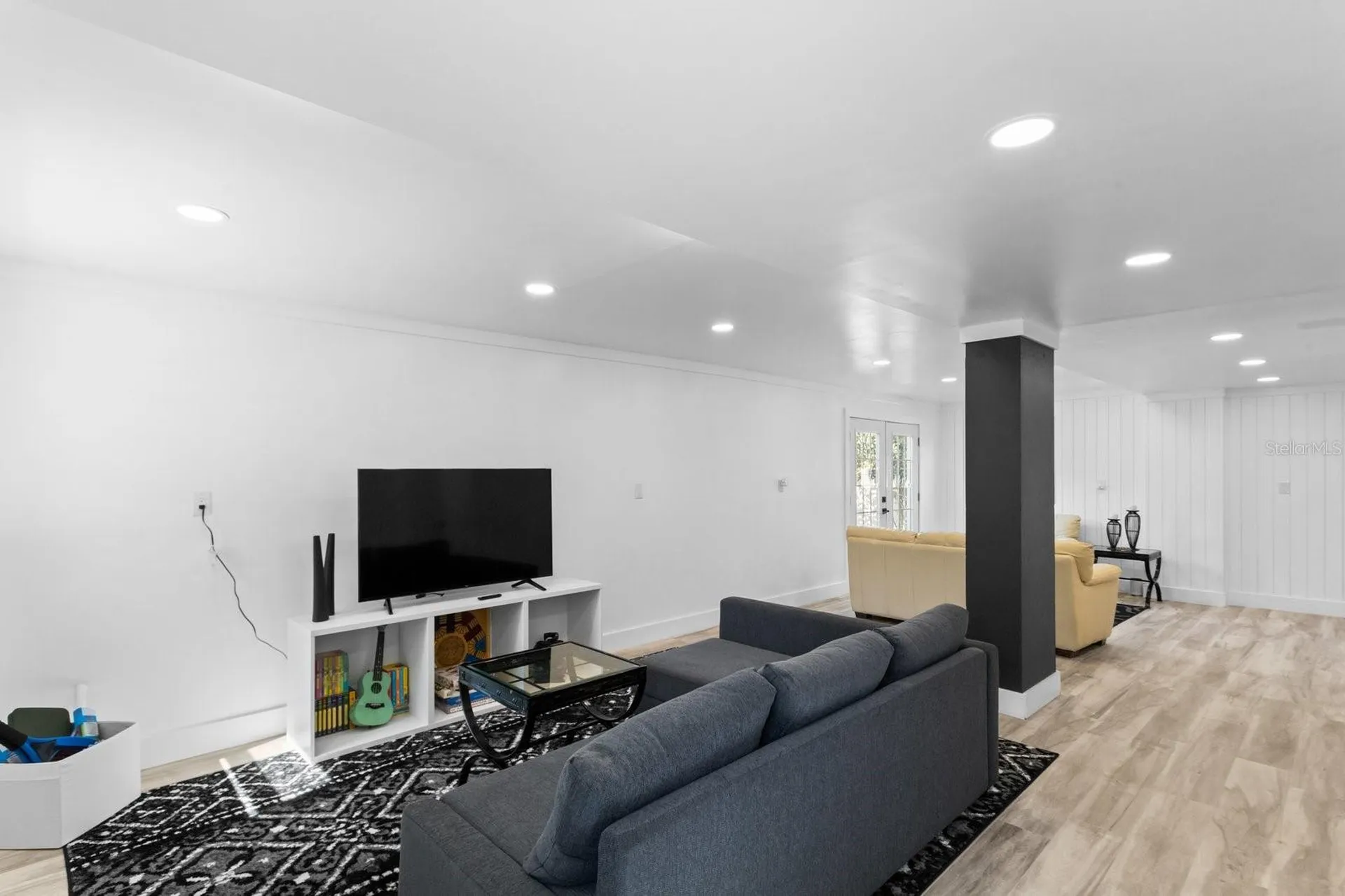 3401 Manatee Drive SE St Petersburg FL 33705
