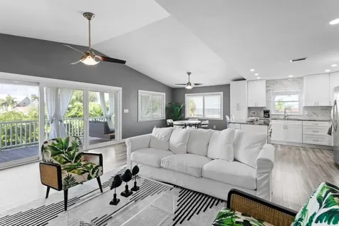 3401 Manatee Drive SE St Petersburg FL 33705