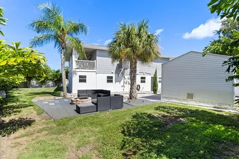 3401 Manatee Drive SE St Petersburg FL 33705