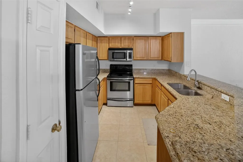 13015 Plantation Park Circle Orlando FL 32821