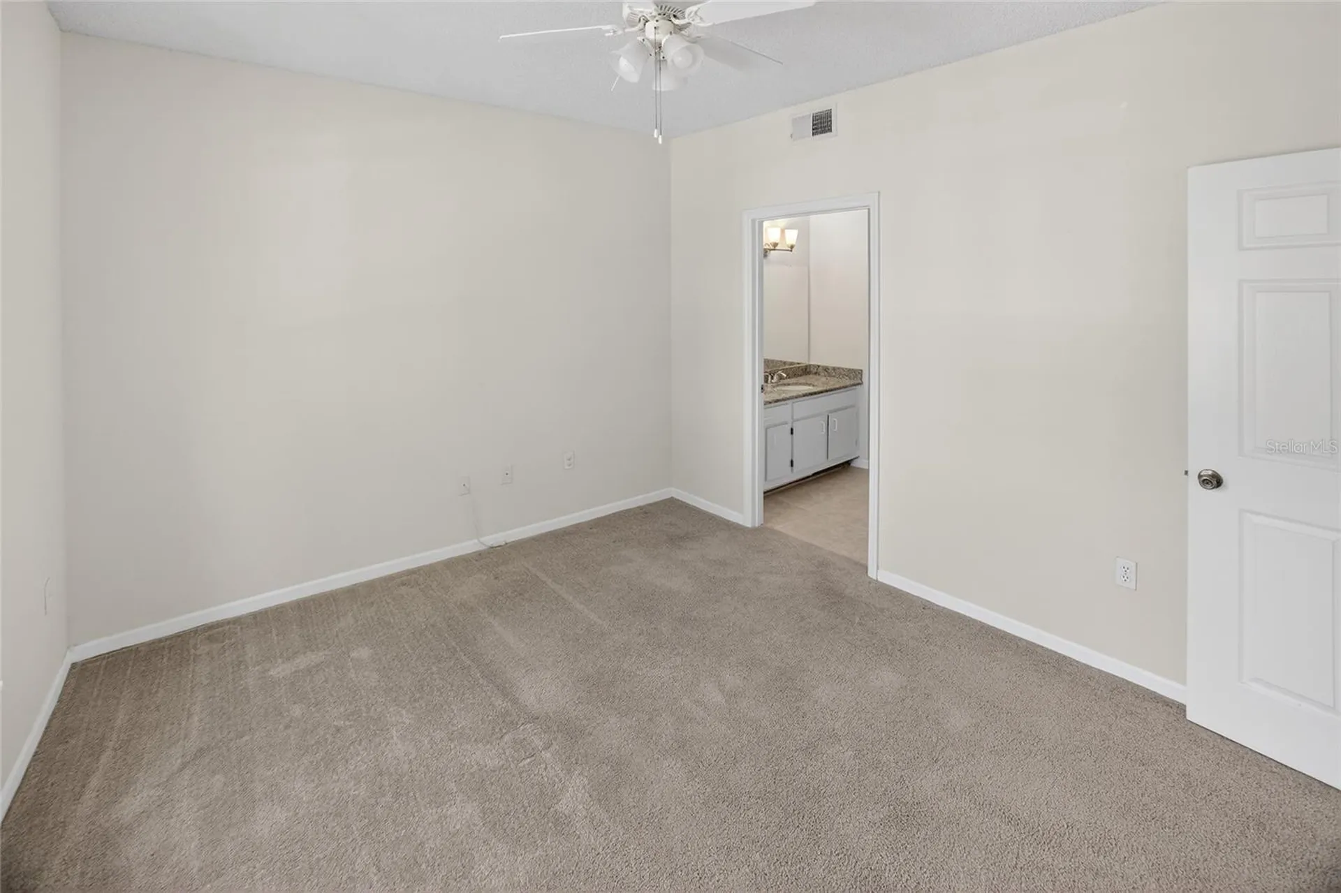 13015 Plantation Park Circle Orlando FL 32821