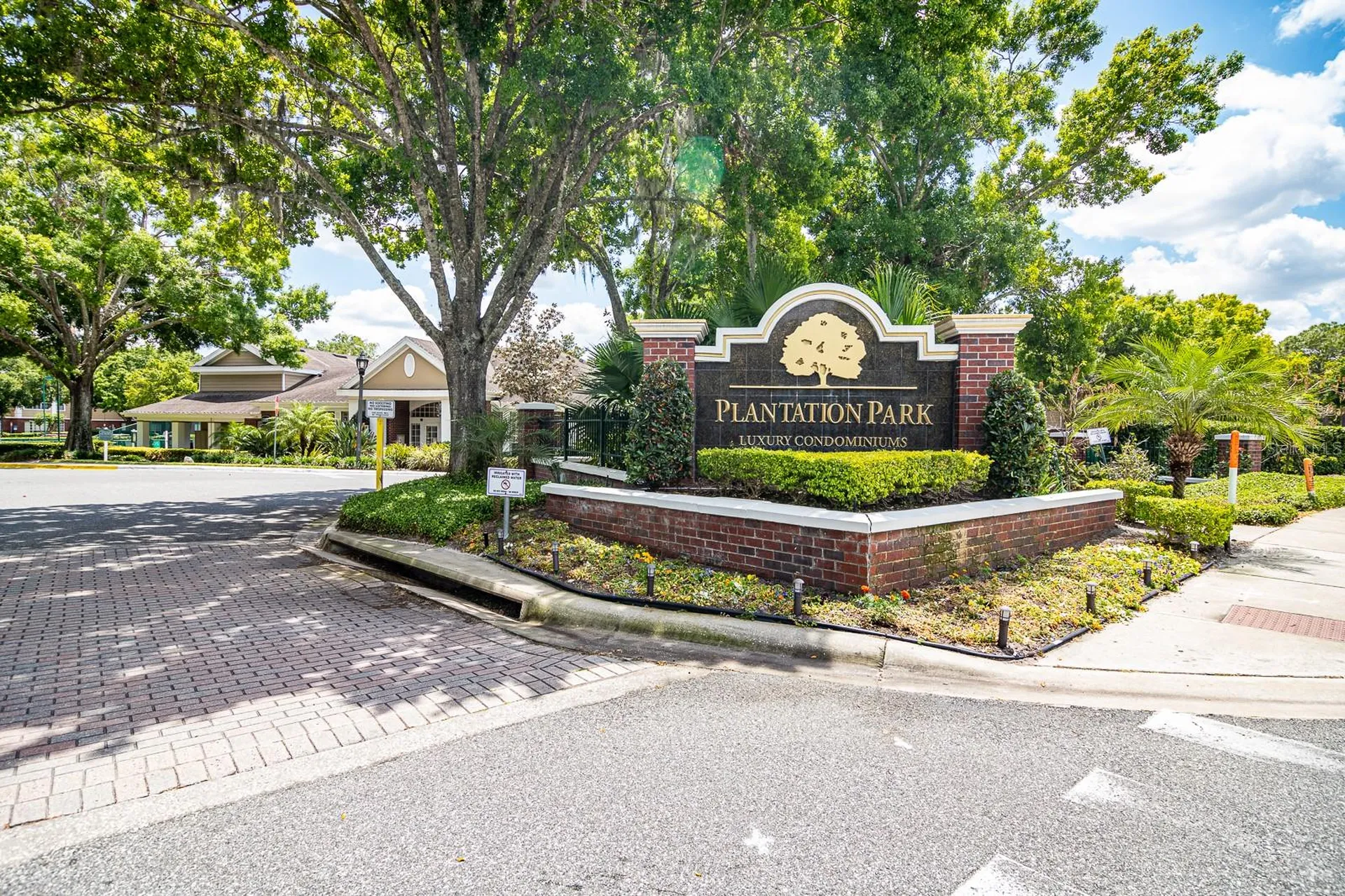 13015 Plantation Park Circle Orlando FL 32821