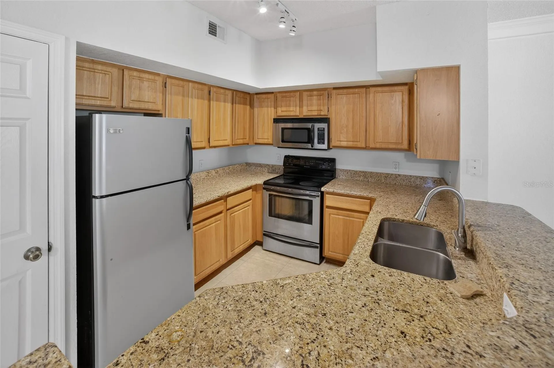 13015 Plantation Park Circle Orlando FL 32821