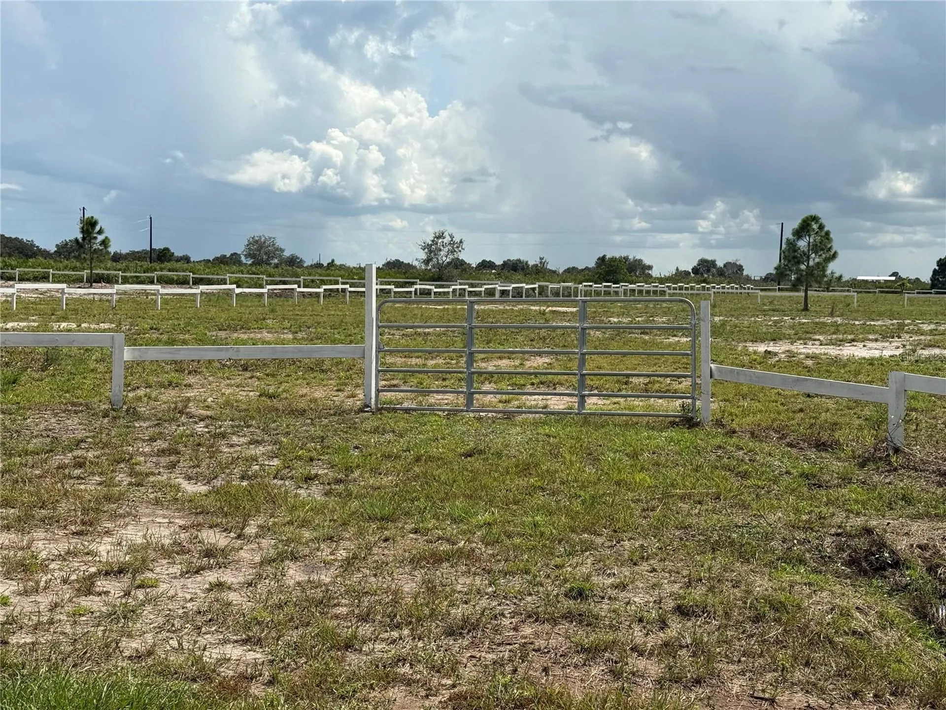 20380 NW 250th Street Okeechobee FL 34972