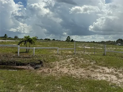 20380 NW 250th Street Okeechobee FL 34972