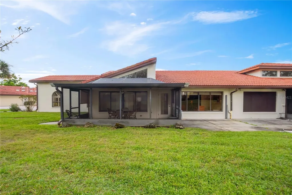 2725 Clubhouse Drive Lake Wales FL 33898