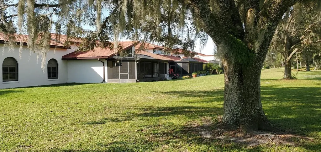 2725 Clubhouse Drive Lake Wales FL 33898