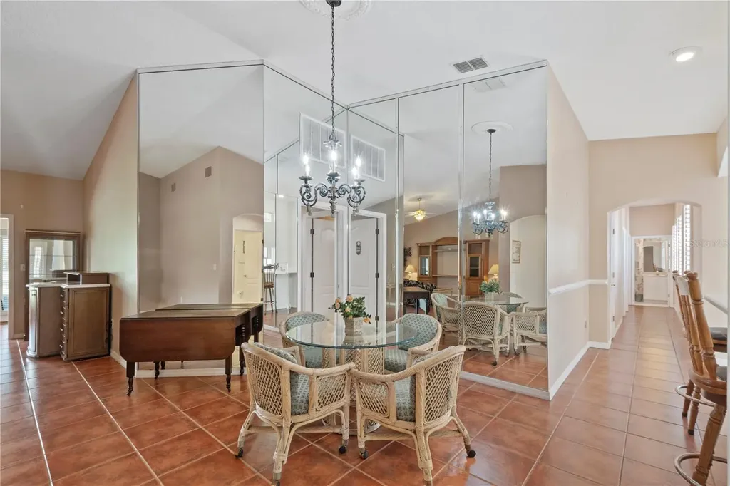 2725 Clubhouse Drive Lake Wales FL 33898