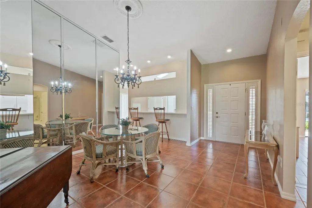 2725 Clubhouse Drive Lake Wales FL 33898