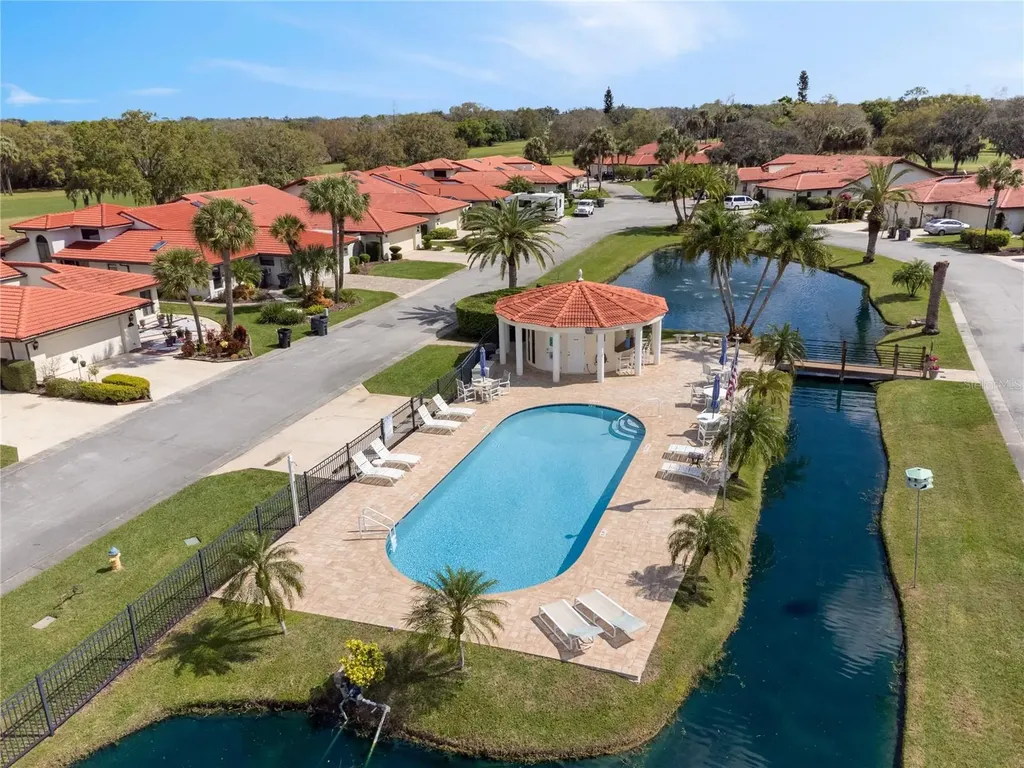 2725 Clubhouse Drive Lake Wales FL 33898