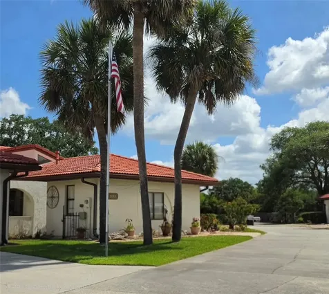 2725 Clubhouse Drive Lake Wales FL 33898
