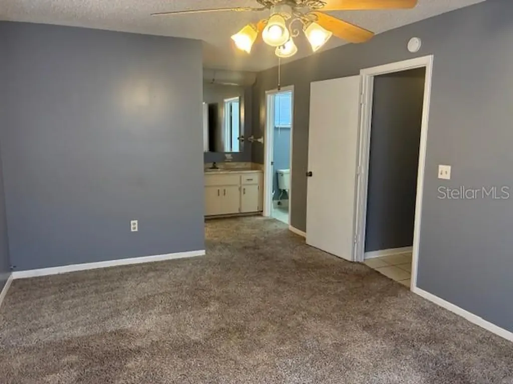 10898 SW 88th Court Ocala FL 34481