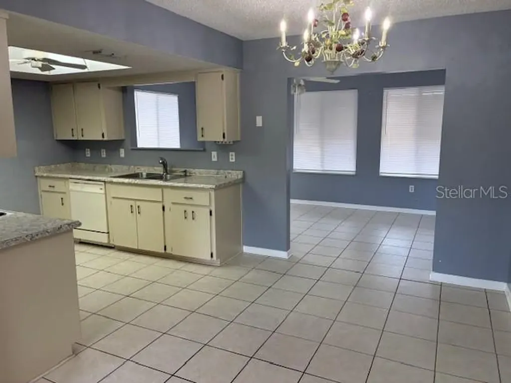 10898 SW 88th Court Ocala FL 34481