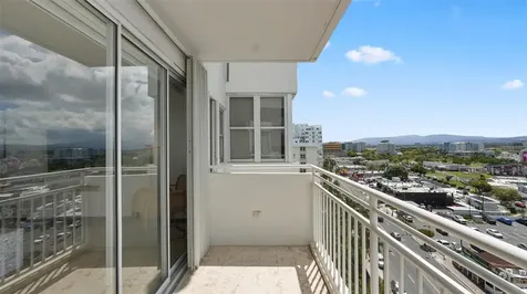 4837 Isla Verde Avenue Carolina PR 00979