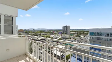 4837 Isla Verde Avenue Carolina PR 00979