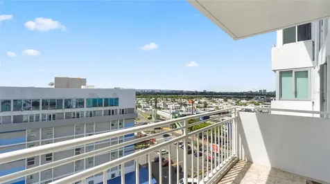 4837 Isla Verde Avenue Carolina PR 00979
