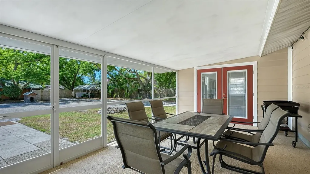 3818 Gocio Road Sarasota FL 34235