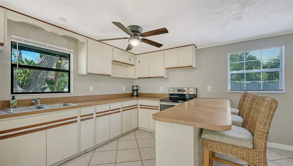 3818 Gocio Road Sarasota FL 34235