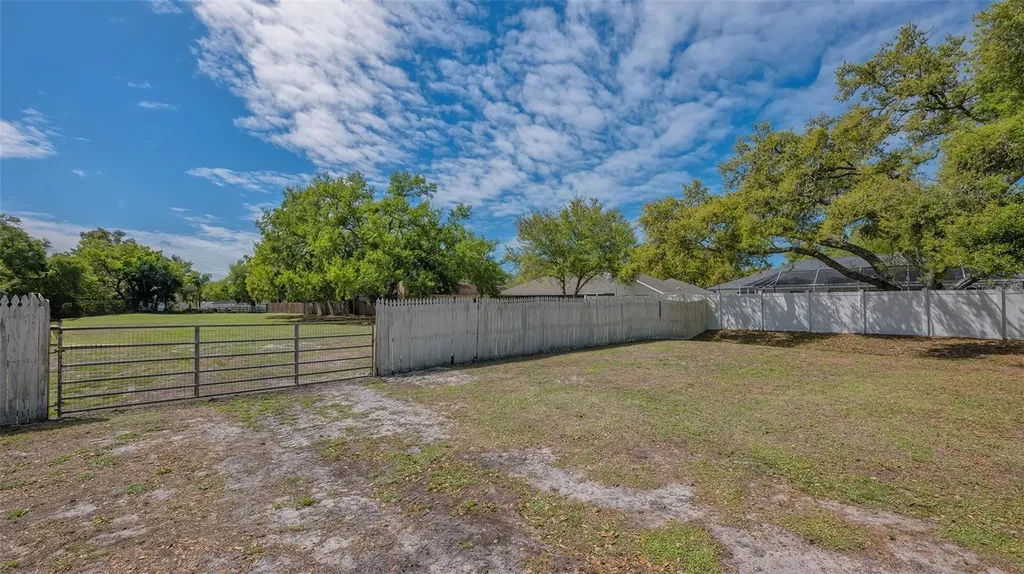 3818 Gocio Road Sarasota FL 34235