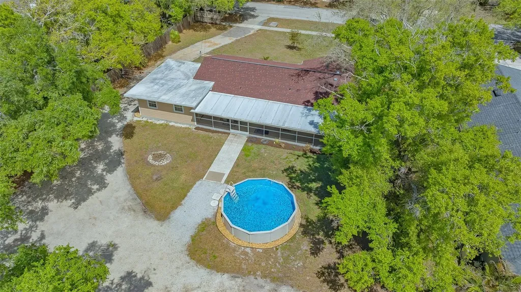 3818 Gocio Road Sarasota FL 34235