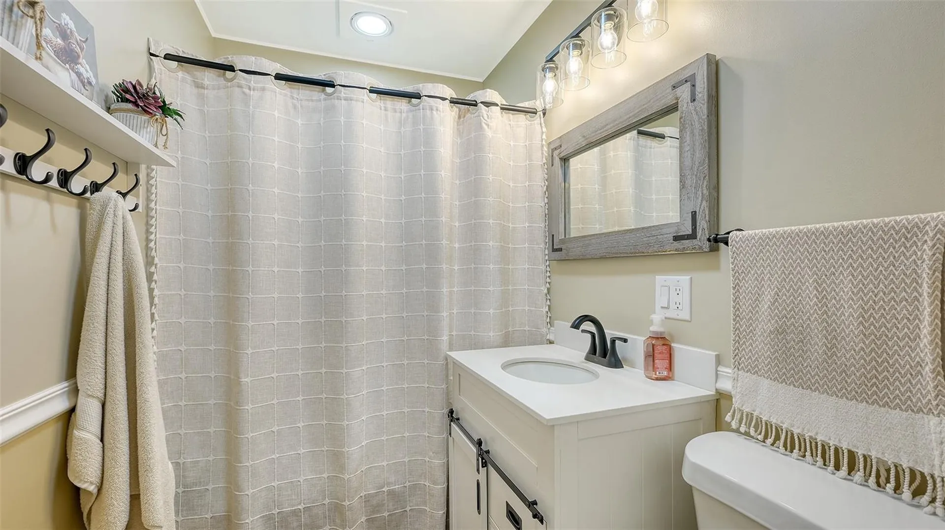 3818 Gocio Road Sarasota FL 34235