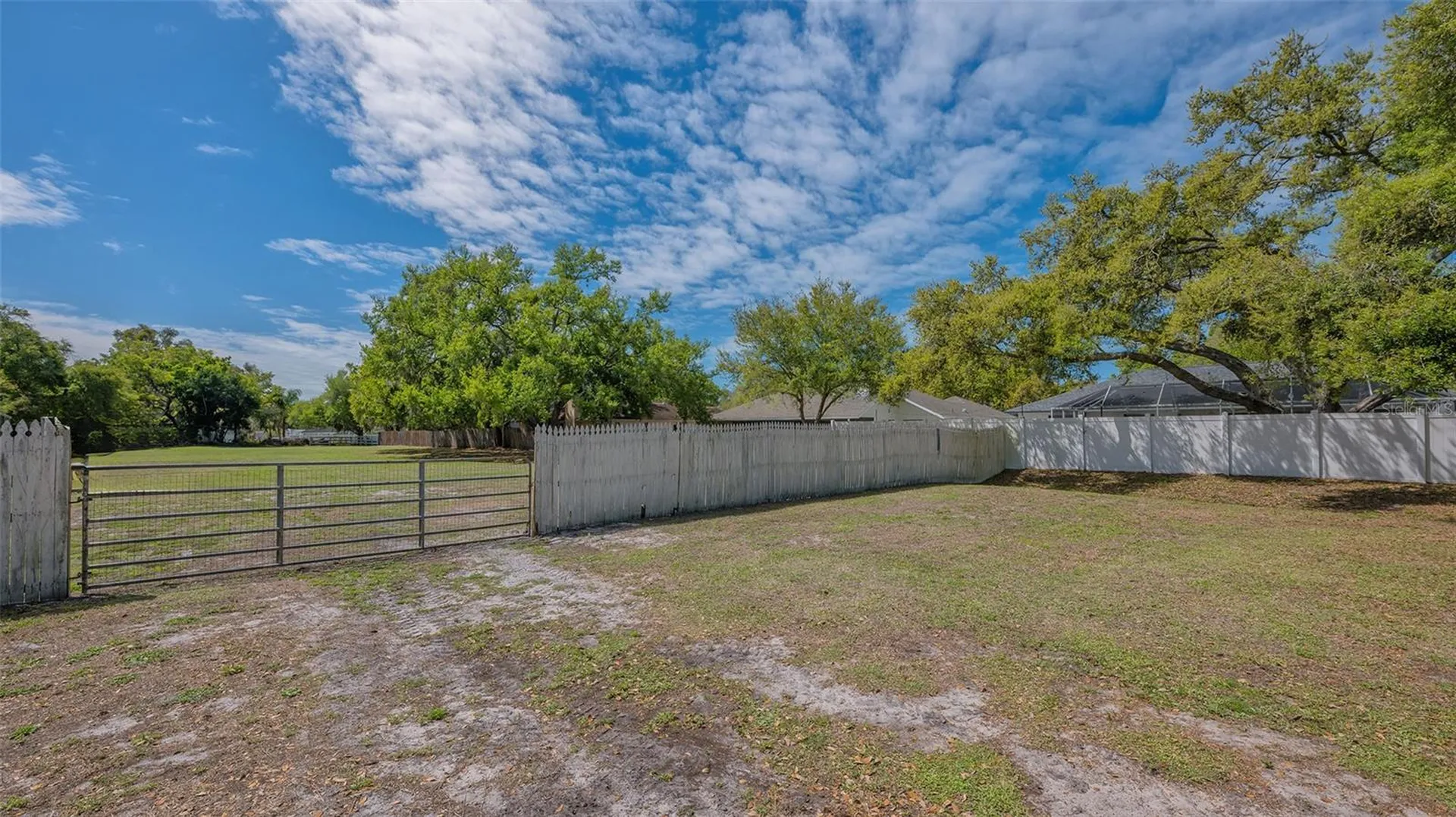 3818 Gocio Road Sarasota FL 34235
