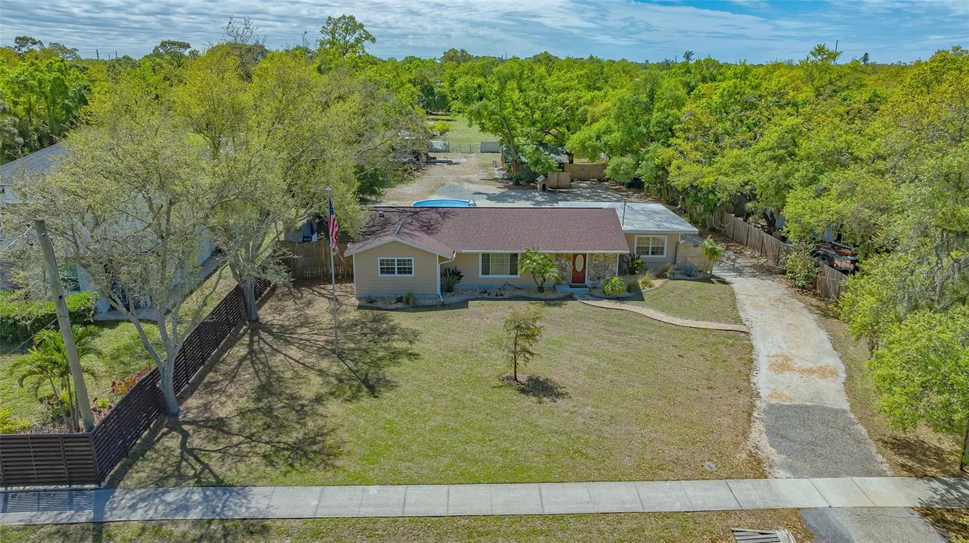 3818 Gocio Road Sarasota FL 34235