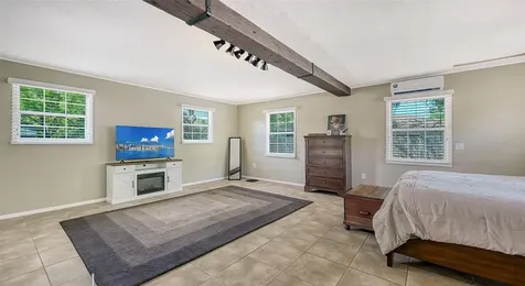 3818 Gocio Road Sarasota FL 34235